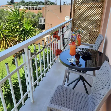 Two Brothers Tsilivi Apartment *